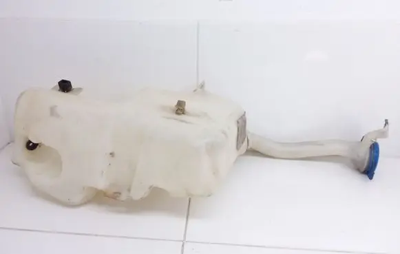 Volkswagen Sharan Windshield washer fluid reservoir/tank
