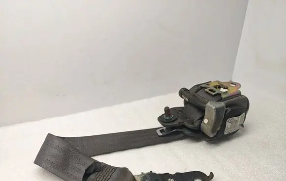 Volvo XC90 Third row seat belt 8626793
