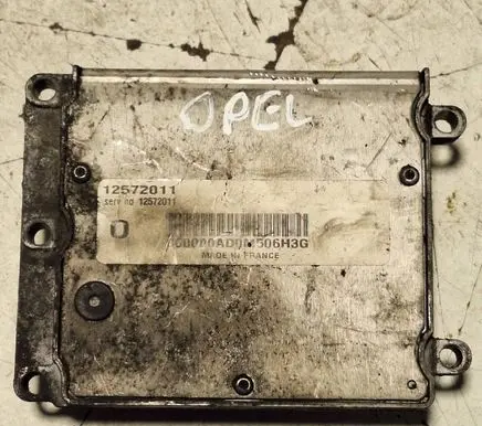 Opel Vectra C Engine control unit/module 12572011 860000AD0M506H3G