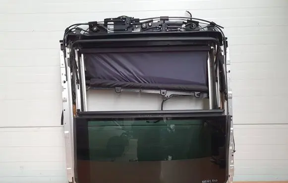 BMW 1 F40 Sunroof set 10042929Q