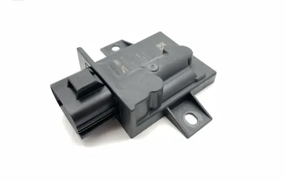 Jaguar XE Fuel injection pump control unit/module FK729D370AD