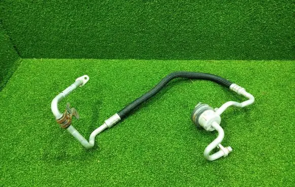 Renault Arkana Air conditioning (A/C) pipe/hose 924901423R