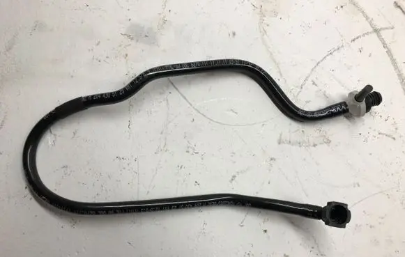 Mercedes-Benz GLK (X204) Vacuum line/pipe/hose A2044305129