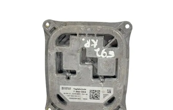 BMW 3 E92 E93 Headlight ballast module Xenon 7263052 10EEG091822 130732930201