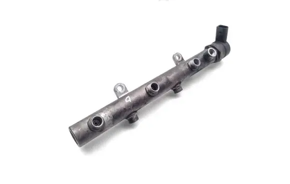 Audi Q7 4L Fuel main line pipe 059130090AG 0281002854 057130764F