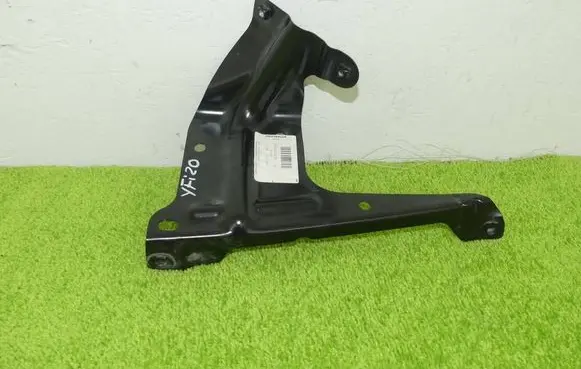Seat Ateca Fender mounting bracket 575821167B