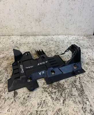 Nissan Juke I F15 Dashboard lower bottom trim panel 681021kp0a