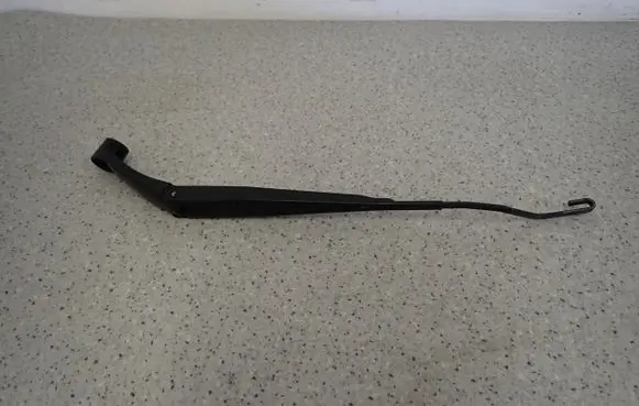 KIA Rio Front wiper blade arm