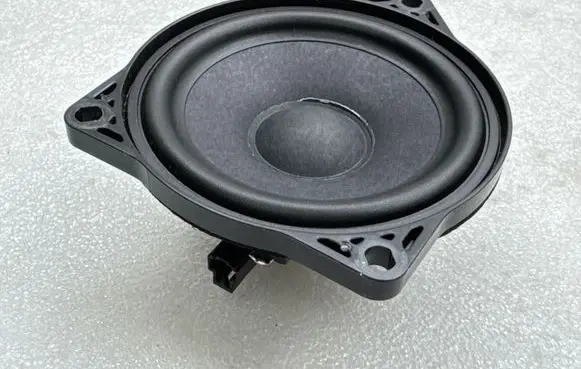 Tesla Model Y Panel speaker 107974200C 10032320W12A 12815302