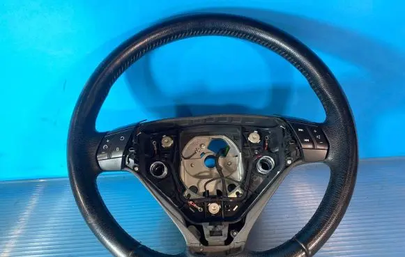 Volvo S60 Steering wheel 30769043