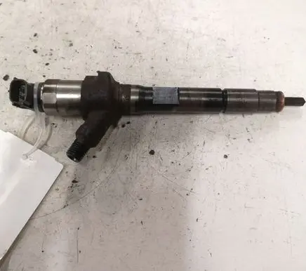 Mazda 6 Fuel injector R2AA13H50 R2AA