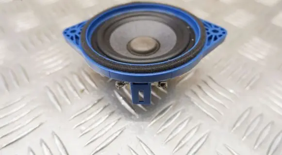 Hyundai Tucson IV NX4 Panel speaker 96350N9100