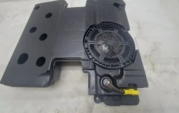 Peugeot 3008 II Subwoofer speaker 9809351580