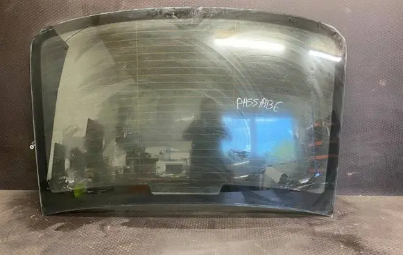 Volkswagen PASSAT B6 Rear windscreen/windshield window 
