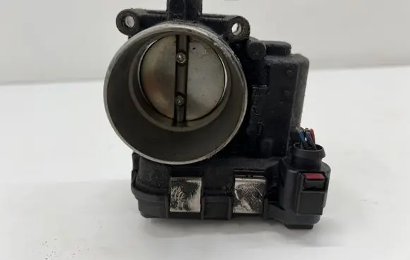 Volkswagen Polo V 6R Throttle valve 