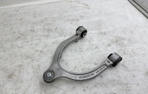 Tesla Model Y Front lower control arm/wishbone 134432100A D9F25072001618