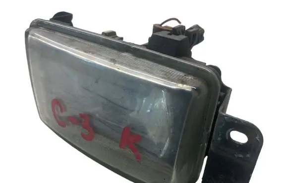 Toyota Corolla E120 E130 Front fog light 8122002051 89201971