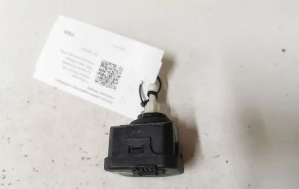 Volkswagen PASSAT B5.5 Headlight level adjustment motor 1J0941295C 007878HL000