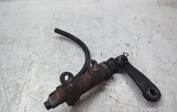 KIA Sportage Clutch master cylinder 