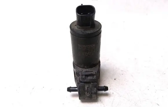 Lexus RX 450H Windscreen/windshield washer pump 8533047100