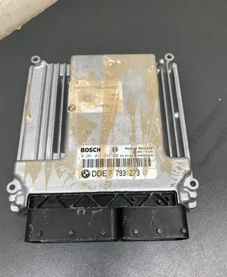 BMW 7 E65 E66 Engine control unit/module
