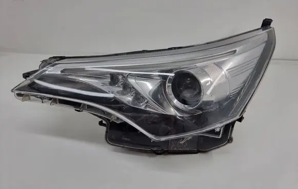 Toyota Avensis T270 Headlight/headlamp