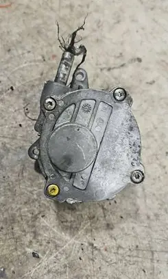Mercedes-Benz E W211 Vacuum pump A6422300165 11030510