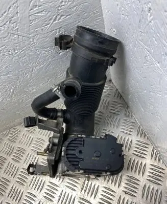 Alfa Romeo 147 Throttle valve 0280750102
