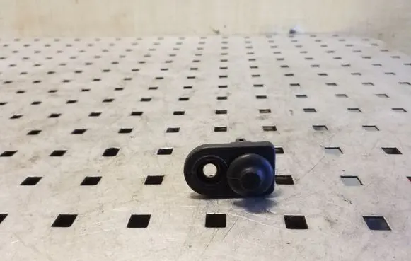 KIA Rio Front door sensor 