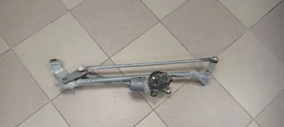 Toyota Sienna XL30 III Front wiper linkage and motor 8511008030 AX1593006720