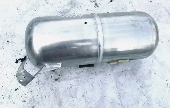 Audi Q7 4L Vacuum air tank 7l8616202a