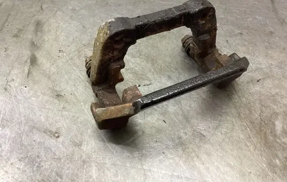 Volvo V70 Brake caliper pad carrier rear 