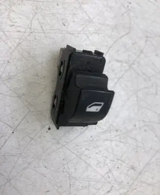 Peugeot 308 Electric window control switch 96762292ZD
