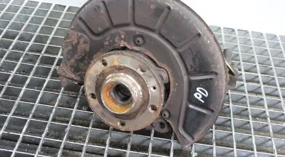Audi A3 S3 8P Front wheel hub