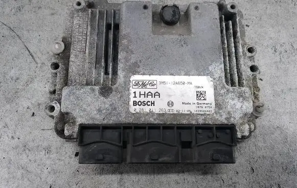 Ford Focus C-MAX Engine control unit/module ECU 3M51-12A650-MA