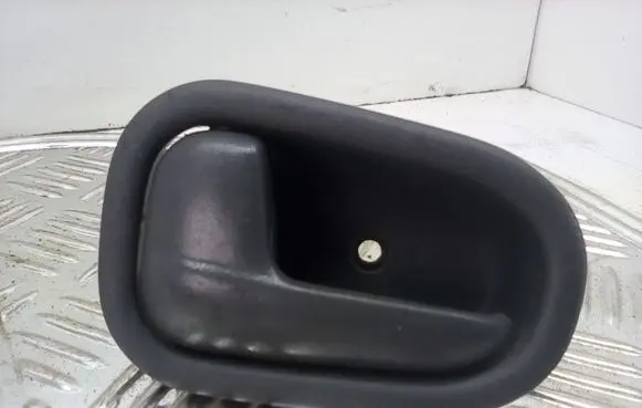 KIA Sportage Rear door interior handle