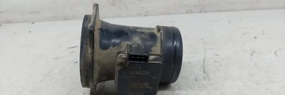 Audi A4 S4 B5 8D Mass air flow meter 058133471