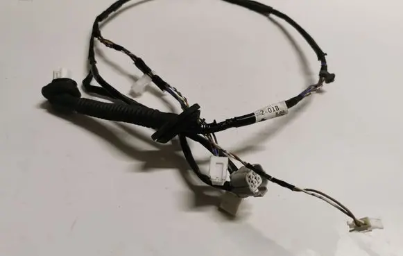 Subaru Outback (BS) Rear door wiring loom 81822AL01B