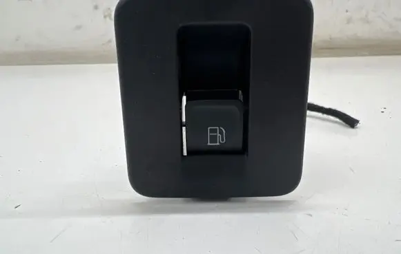 Cupra Leon Fuel tank opening switch 5H0959833 5FA959829