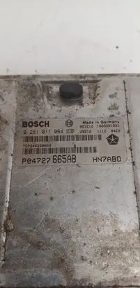 Chrysler Voyager Engine control unit/module P04727665AB 0281011064
