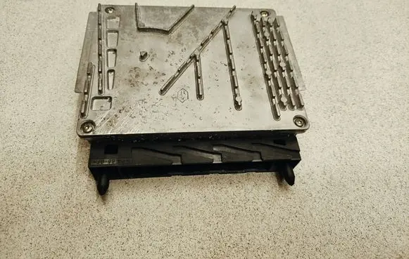 Volvo S80 Engine control unit/module 0261206272 26SA5834