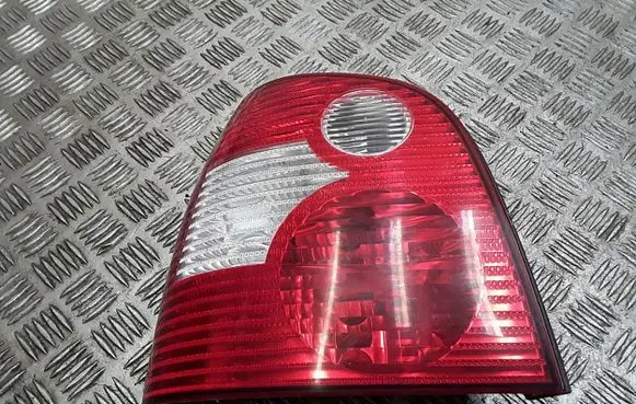 Volkswagen Polo Rear/tail lights 6q6945095b