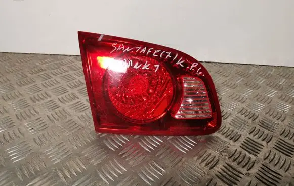 Hyundai Santa Fe Tailgate rear/tail lights 924052B000