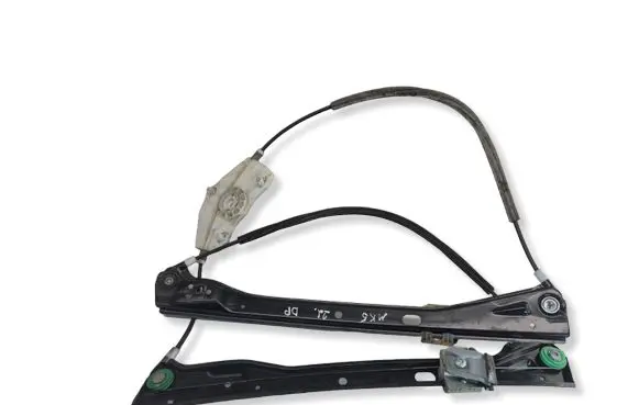 Volkswagen Golf V Front door electric window regulator