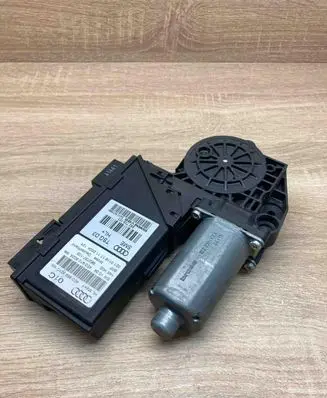 Audi A8 S8 D3 4E Rear door window regulator motor 4E0959801C 4E0910802A 01C