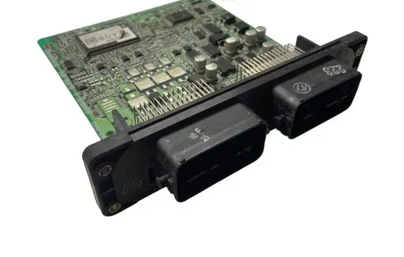 Mazda 3 I Air suspension control unit module (rear) 1001407150 Z608