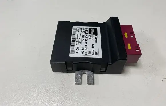 BMW 5 F10 F11 Fuel injection pump control unit/module 7411596