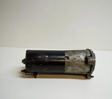 Audi A4 S4 B7 8E 8H Starter motor