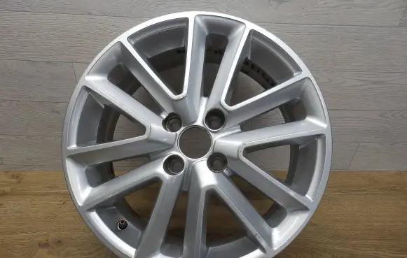 R16 alloy rim