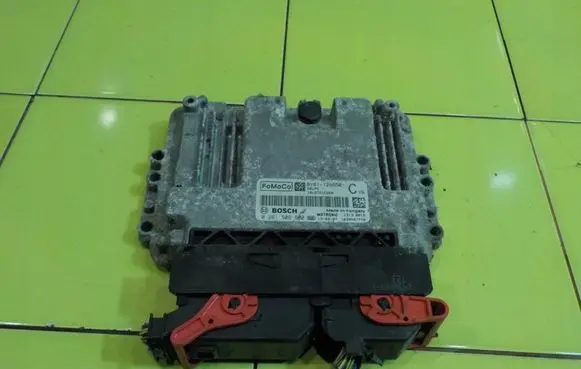 Ford Grand C-MAX Engine control unit/module BV6112A650CVB